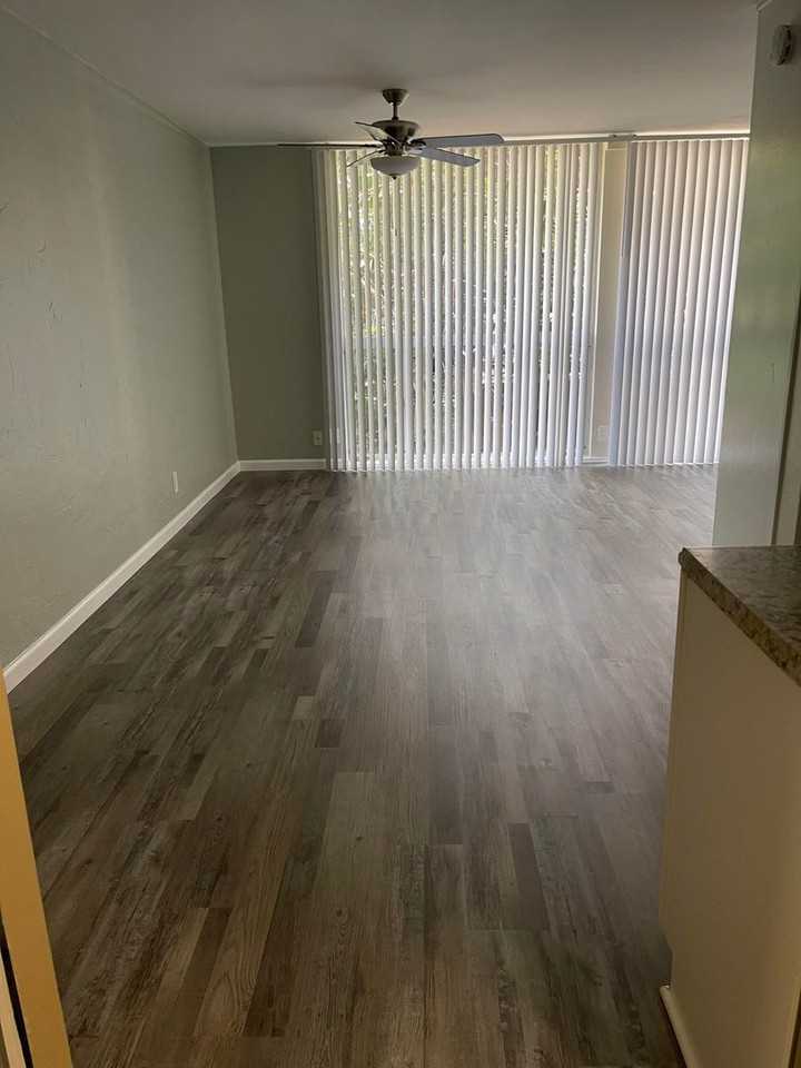 Nightingale Apartments - Photo 4 of 16