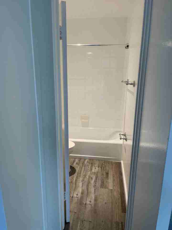 Nightingale Apartments - Photo 7 of 16