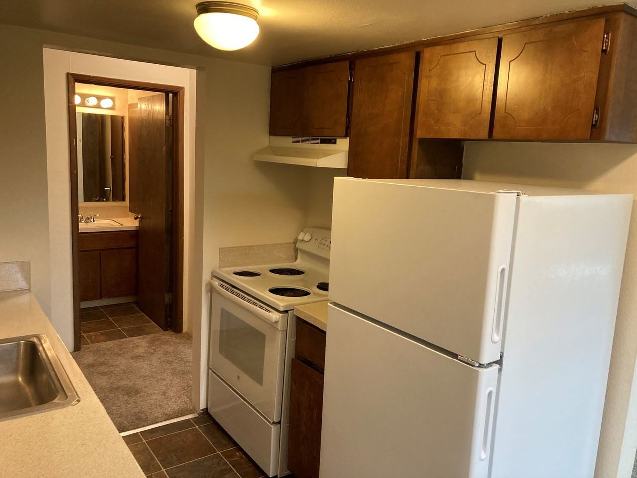 L&P - Photo 4 of 16