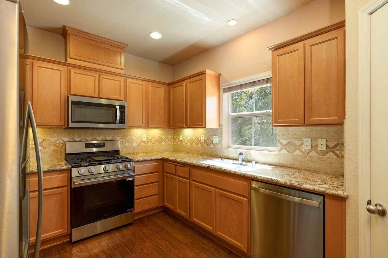 3036 Moss Landing Blvd - Photo 4 of 25