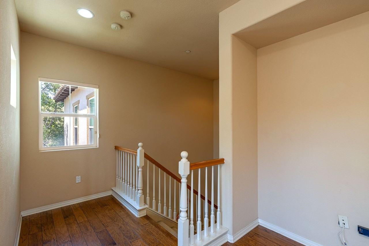 3036 Moss Landing Blvd - Photo 7 of 25
