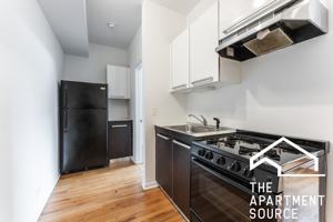 featured image of 5054 N Winthrop Ave #402