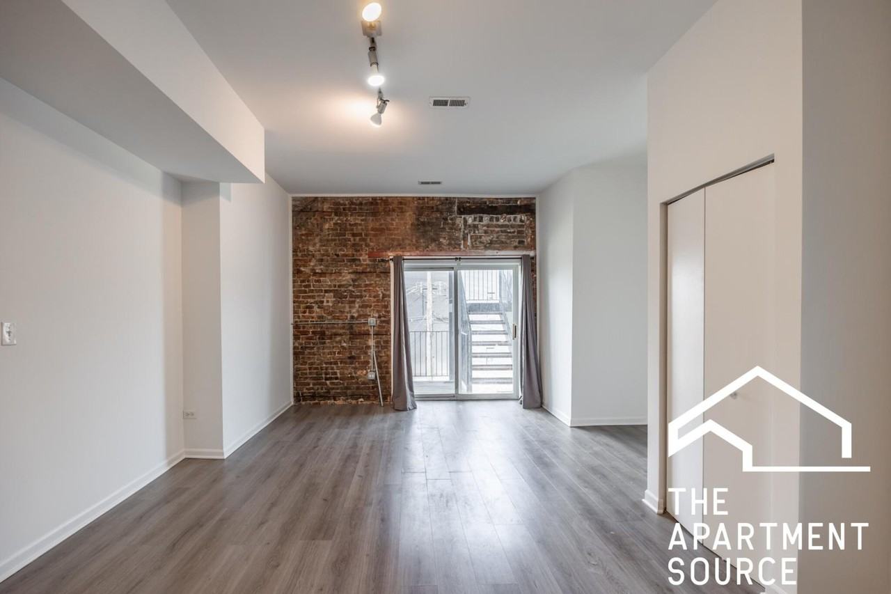 2022 S Throop St #2W - Photo 2 of 20
