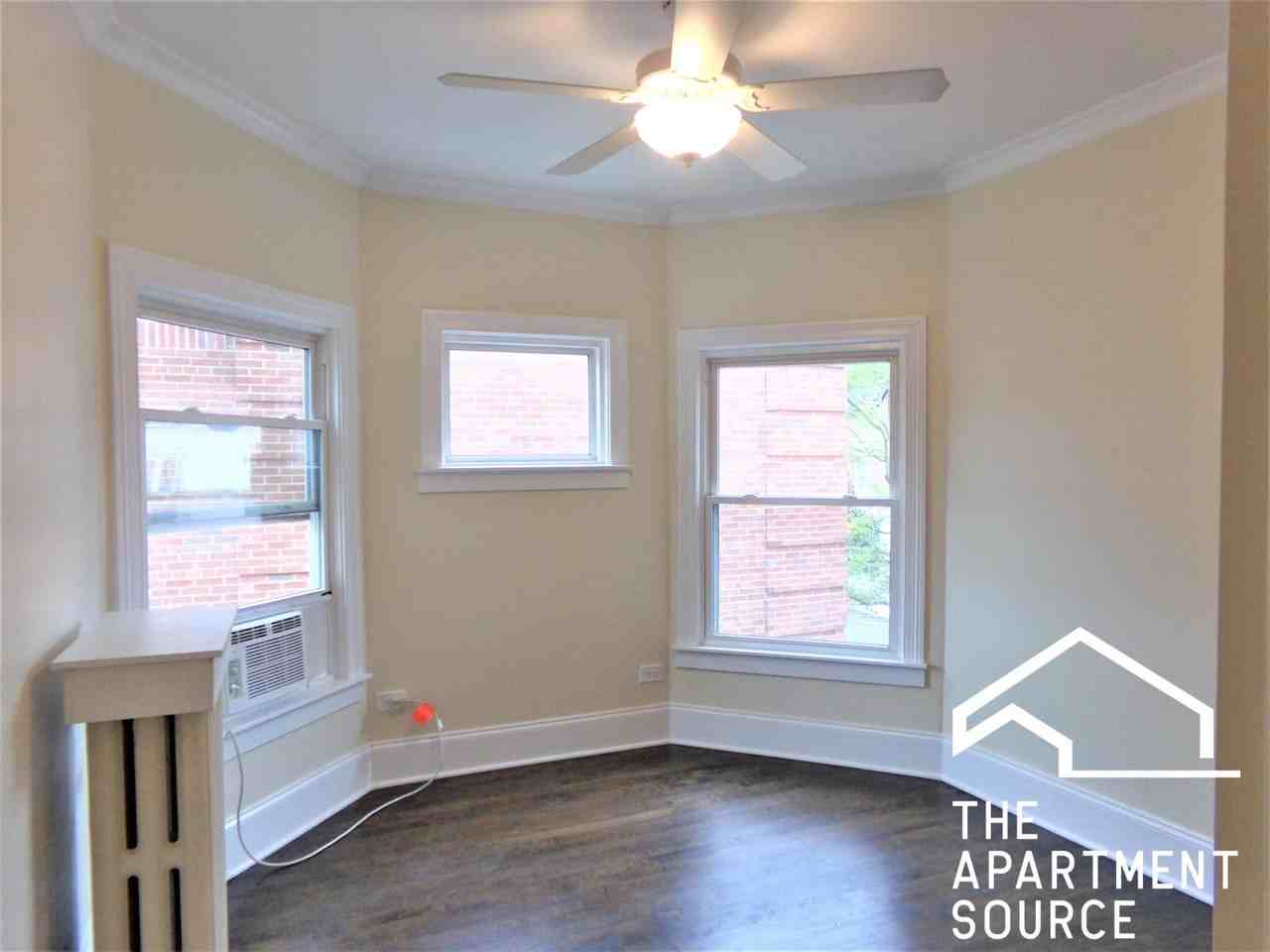 809 Elm St #2 - Photo 5 of 10