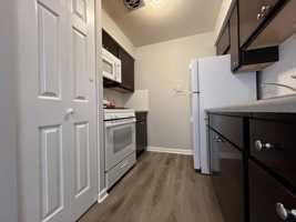featured image of 3001 Thatcher Ave #4G