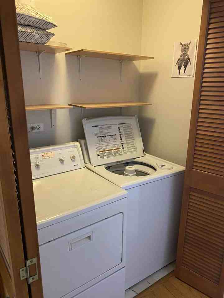 1164 W Grand Ave #4R - Photo 6 of 9