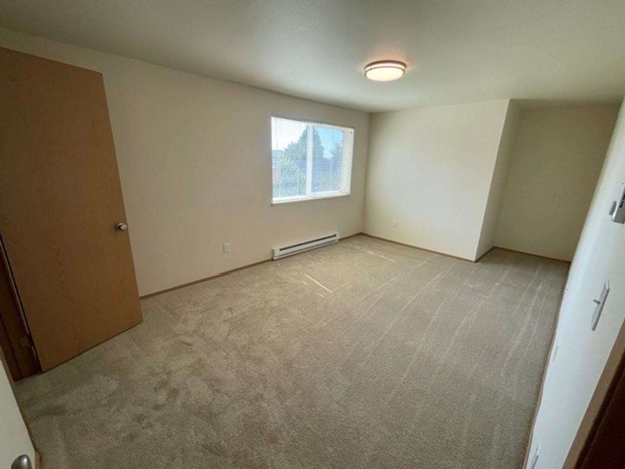 (4K) Kimberly Apartments - Photo 6 of 27