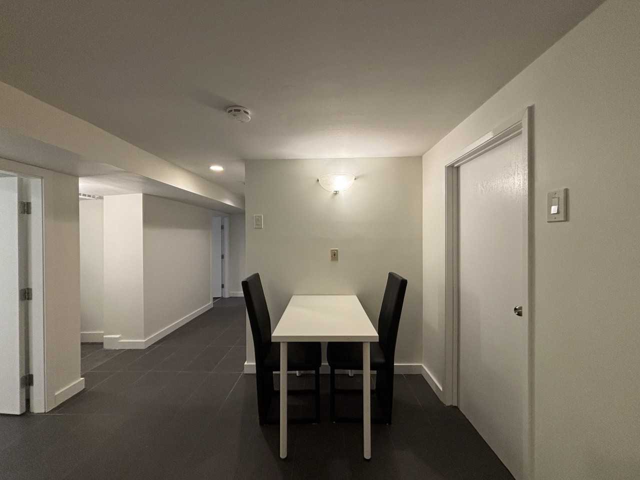 6819 Linden Ave - Photo 4 of 26