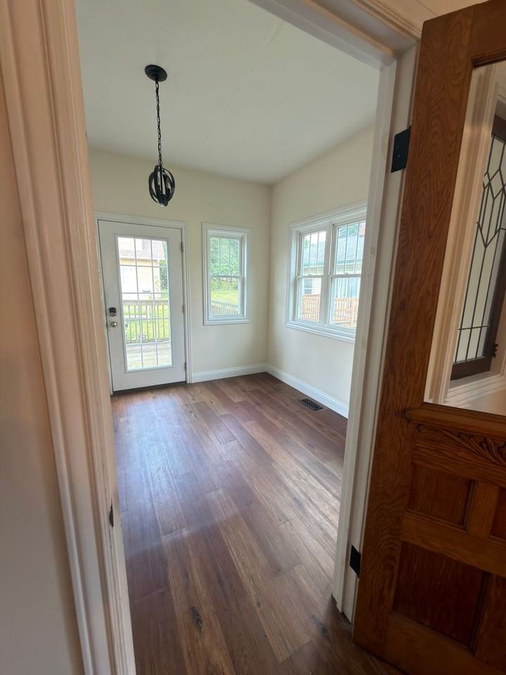 309 E Wylie St - Photo 6 of 33