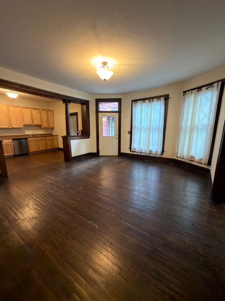 308-312 N Washington - Photo 3 of 50
