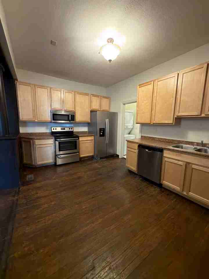 308-312 N Washington - Photo 4 of 50