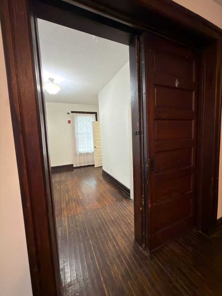 308-312 N Washington - Photo 7 of 50