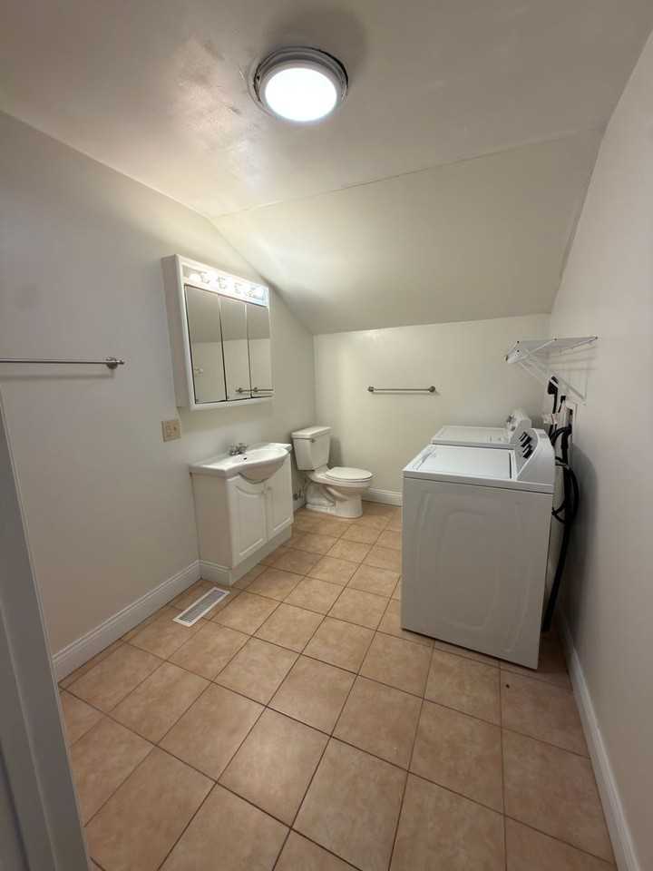 703 N Washington St - Photo 7 of 18