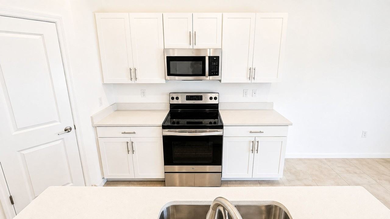5686 Archipelago St - Photo 6 of 32