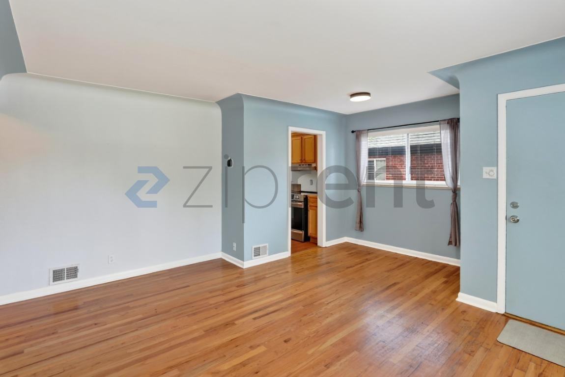 720 Poplar St - Photo 6 of 21