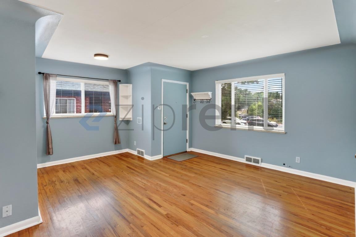 720 Poplar St - Photo 7 of 21