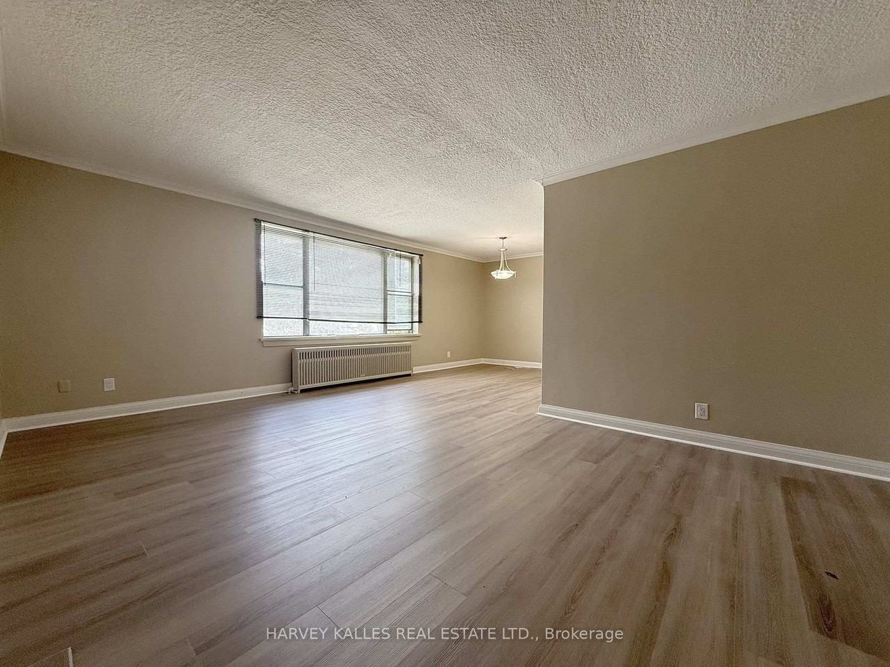 88 Trethewey Drive - Photo 4 of 11