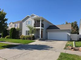 featured image of 1531 E Crossing Ave
