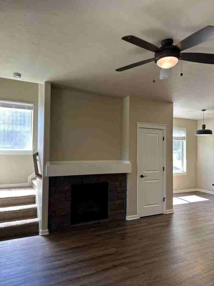3395 Sw 28th St - Photo 3 of 29