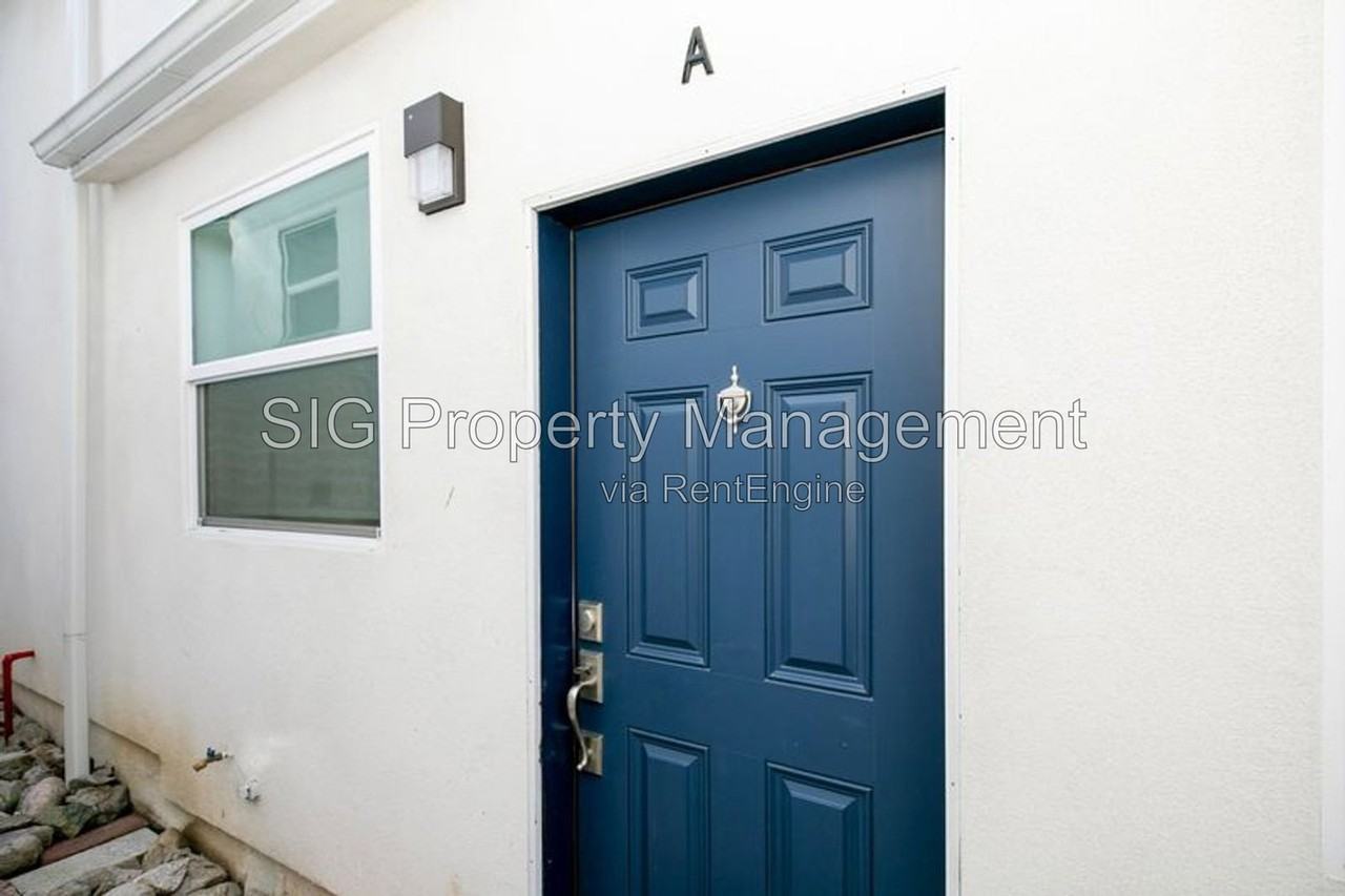 2748 Hollister Ter - Photo 5 of 39
