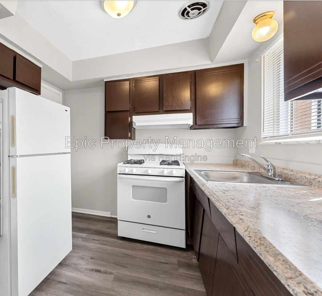 24579 Kelly Rd #4 - Photo 2 of 13
