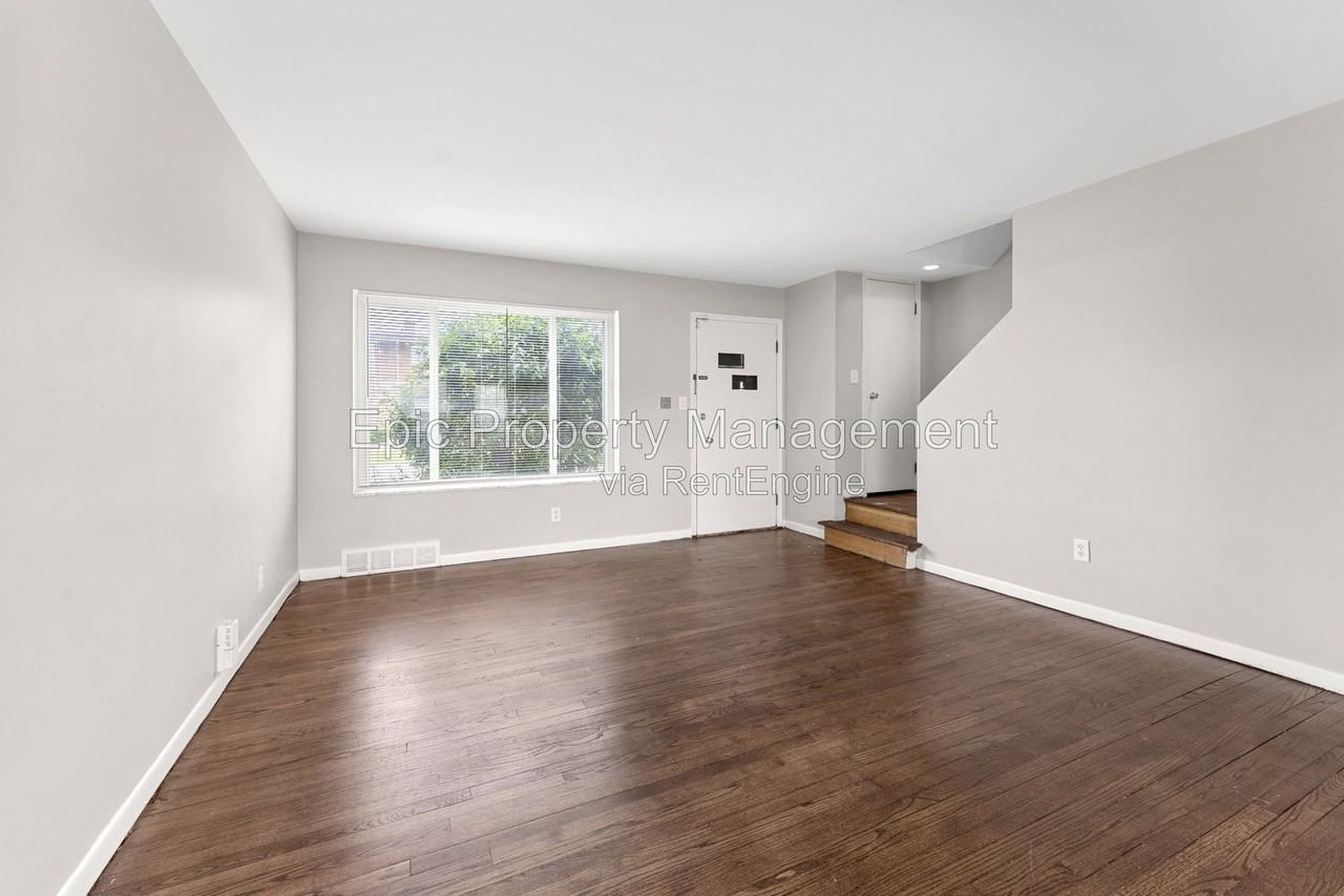 24579 Kelly Rd #4 - Photo 6 of 13