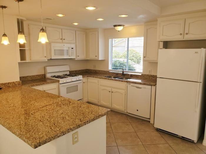 2825 Unicornio St - Photo 3 of 22
