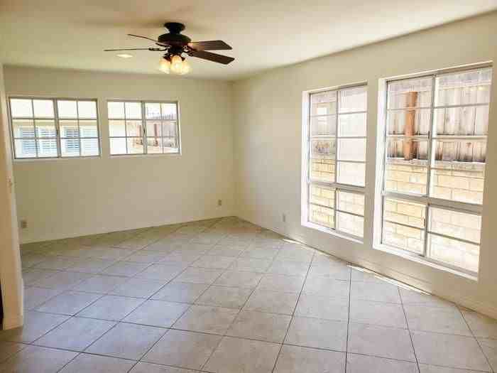 2825 Unicornio St - Photo 7 of 22
