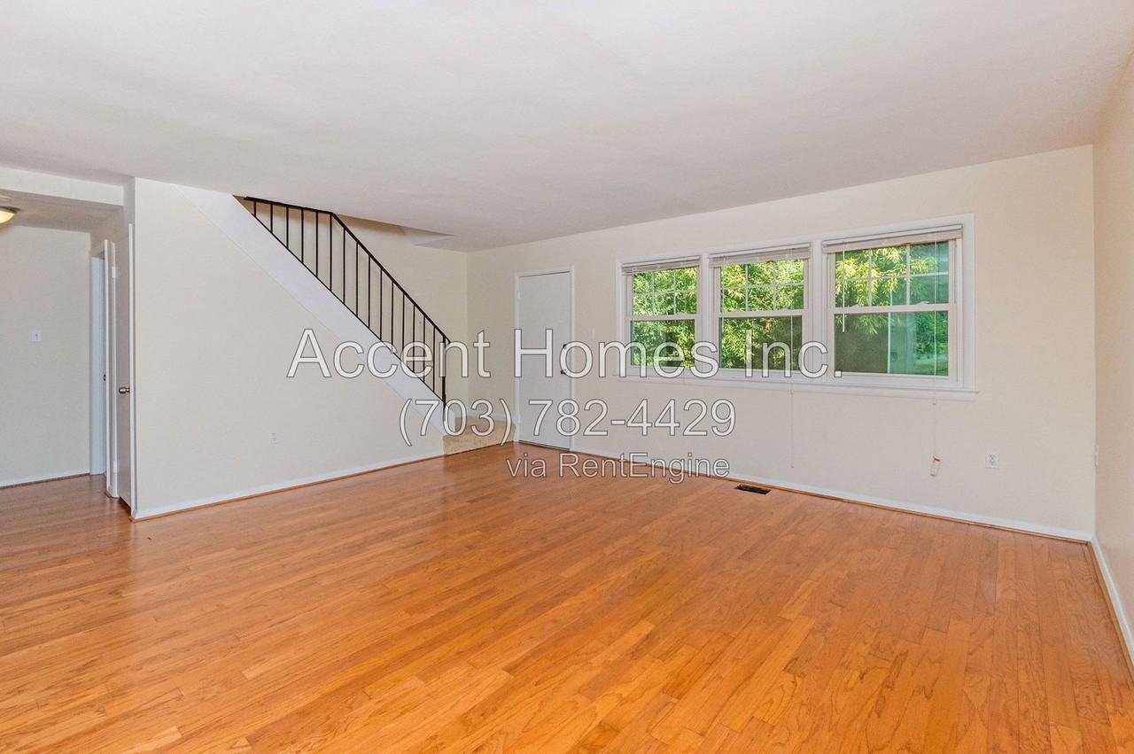 5510 Trin St - Photo 6 of 34