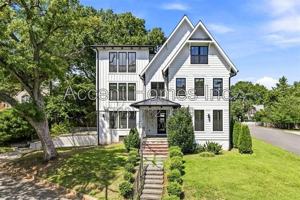 featured image of 1700 N Quebec St