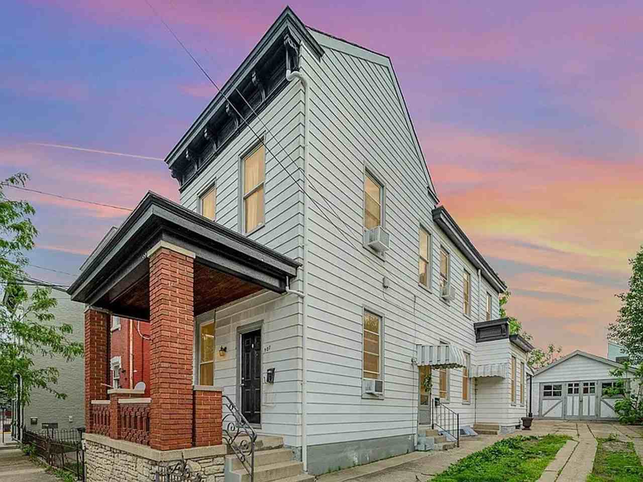 907 Columbia St #2