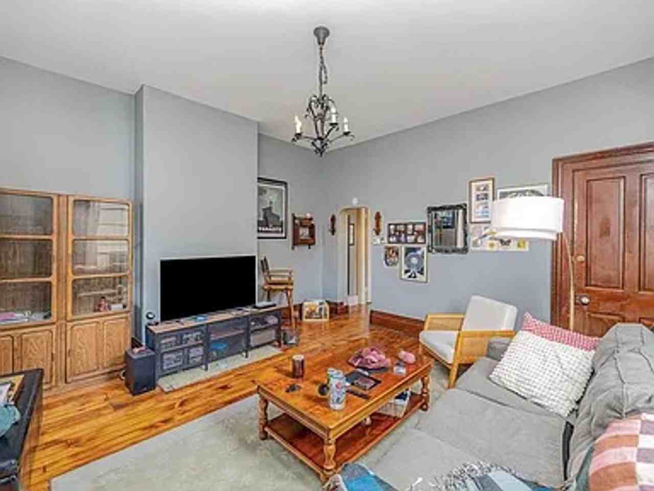 907 Columbia St #2 - Photo 2 of 18