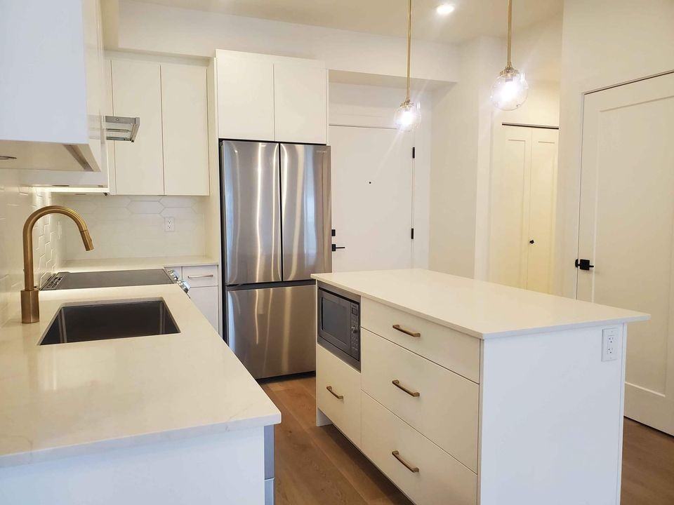 20282 72B Avenue #411 - Photo 4 of 19
