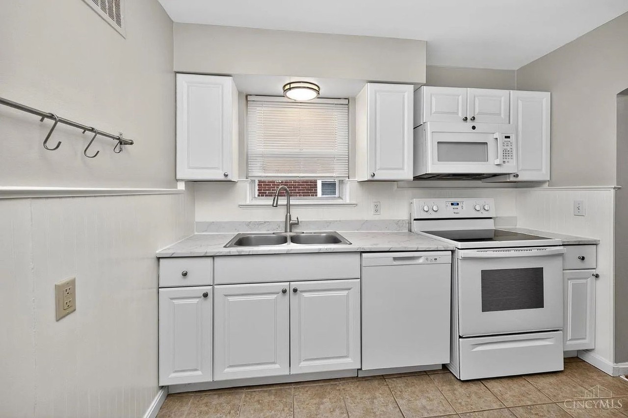 3333 S Sterling Way - Photo 3 of 25