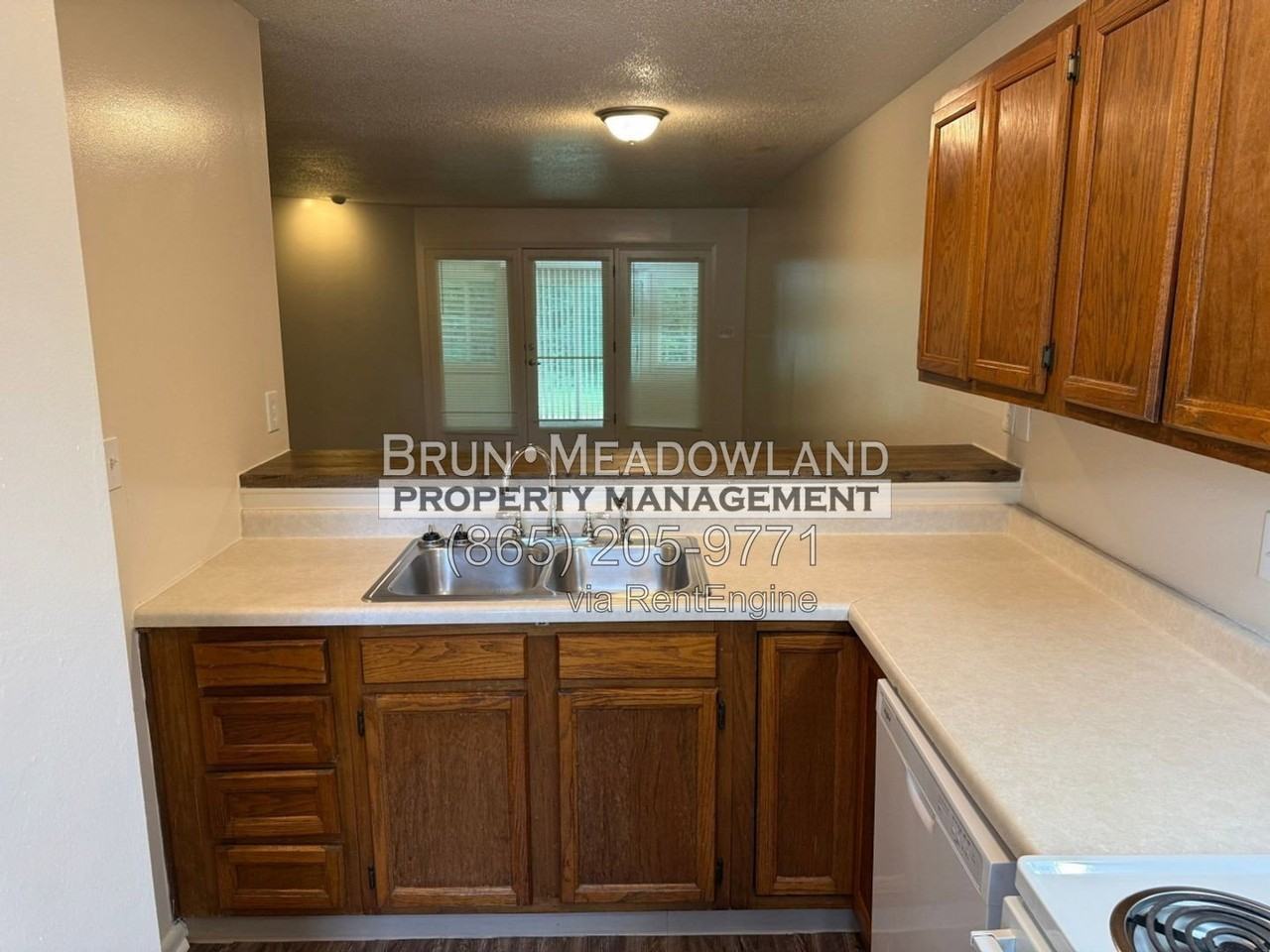 10409 Victoria Dr #D - Photo 3 of 28