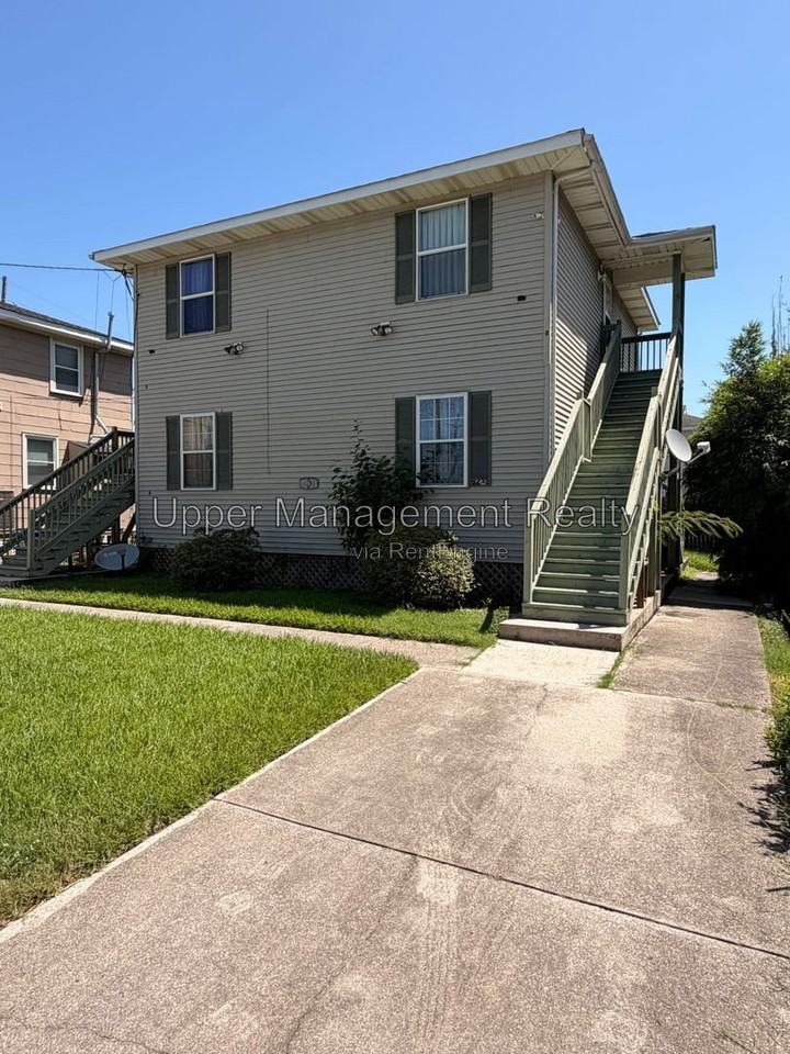 6239 Waldo Dr #A - Photo 2 of 18