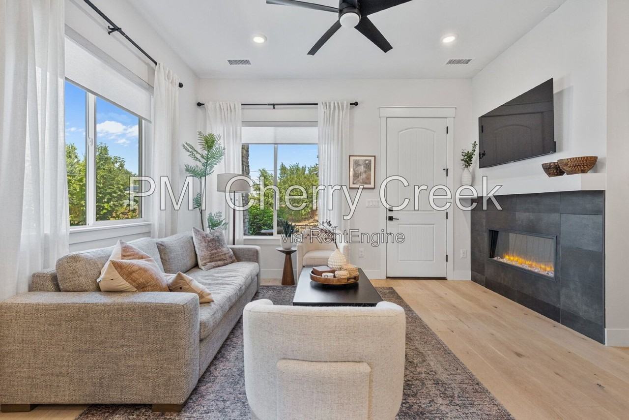 356 E Orchard Rd - Photo 7 of 36