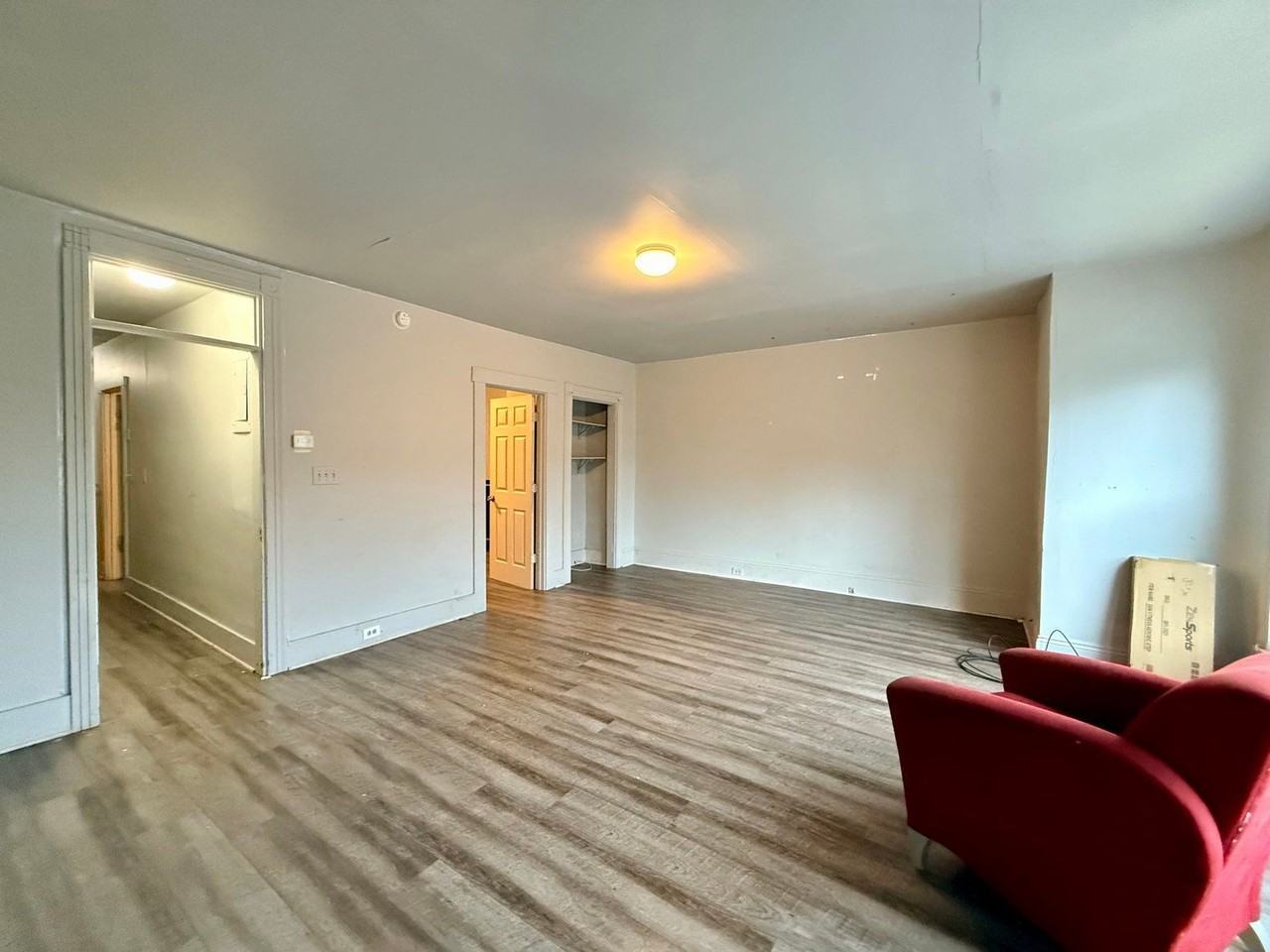 634 E King St #2 - Photo 5 of 15
