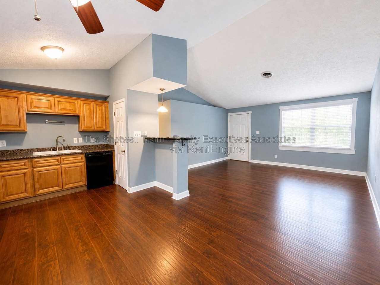 1232 Amber Meadows Cir - Photo 4 of 11