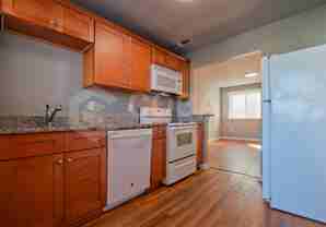 271 Glen Iris Dr Ne #4B - Photo 1 of 1