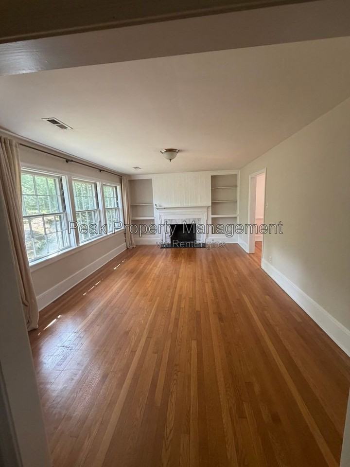 8614 Arran Rd - Photo 6 of 26