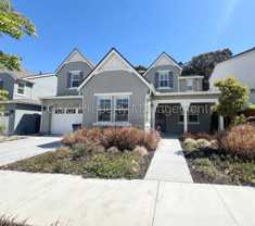 445 Russell Way - Photo 1 of 1