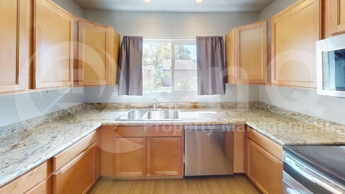 2256 W Lindner Ave #26 - Photo 4 of 23