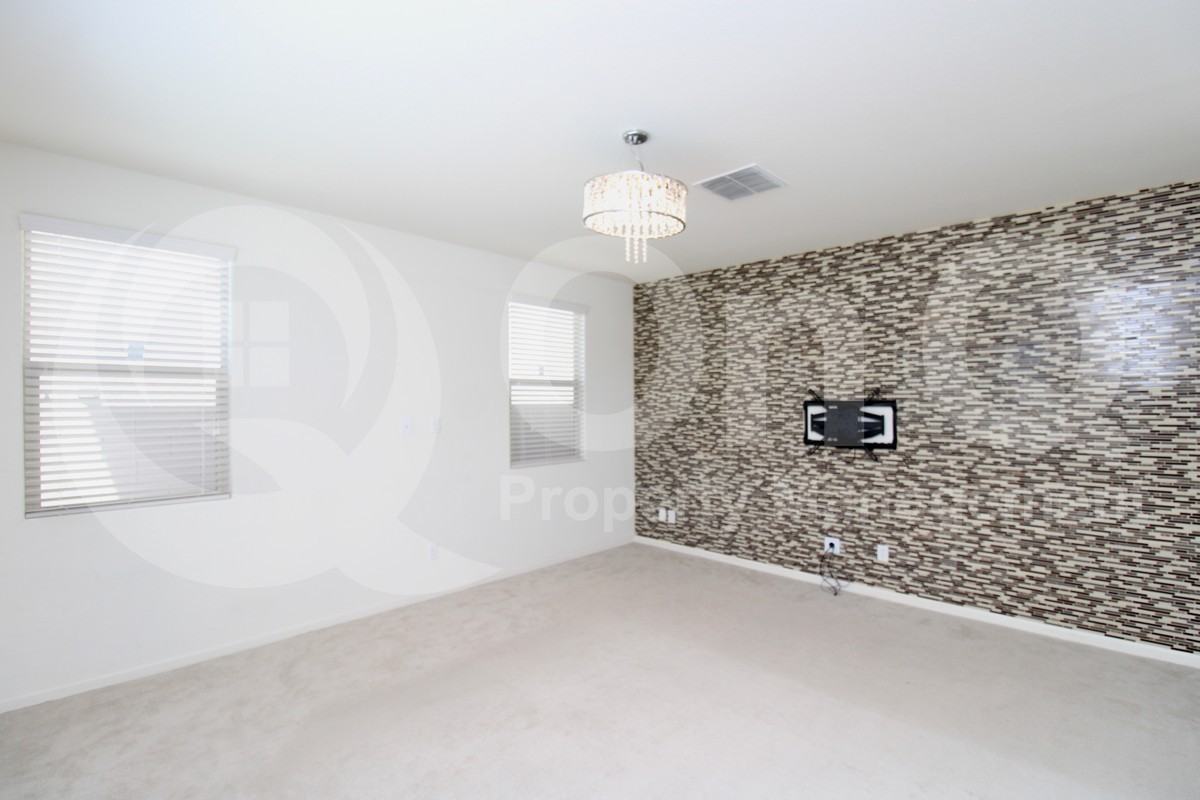 5353 W Desert Hollow Dr - Photo 6 of 32