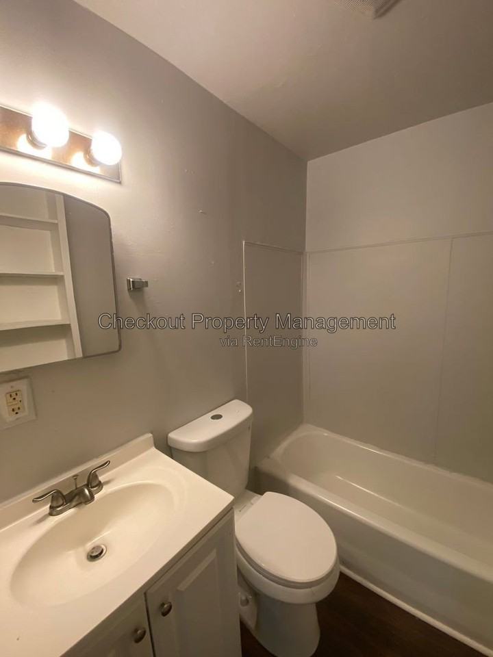 112 Bellerive Blvd - Photo 6 of 6