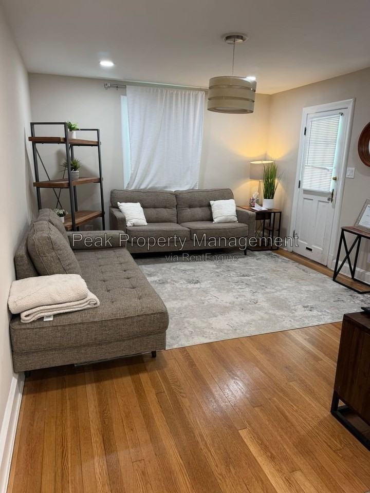 3506 Maryland Ave #B - Photo 2 of 15