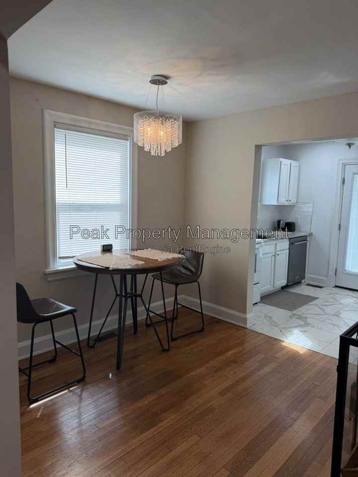 3506 Maryland Ave #B - Photo 6 of 15