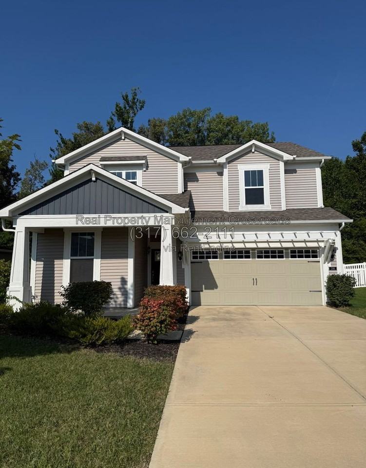 1398 Sarah Way - Photo 2 of 37