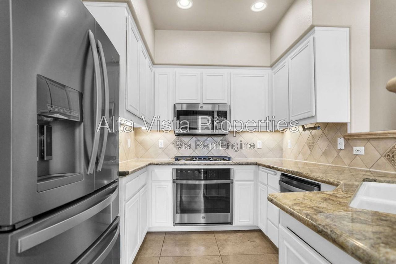 18580 Caminito Pasadero - Photo 3 of 46