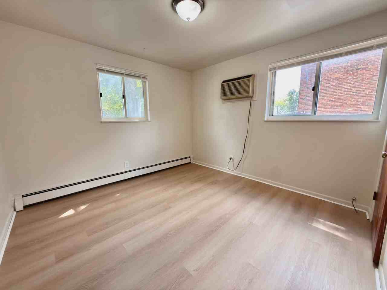 230 S Wayne Ave #2 - Photo 7 of 12